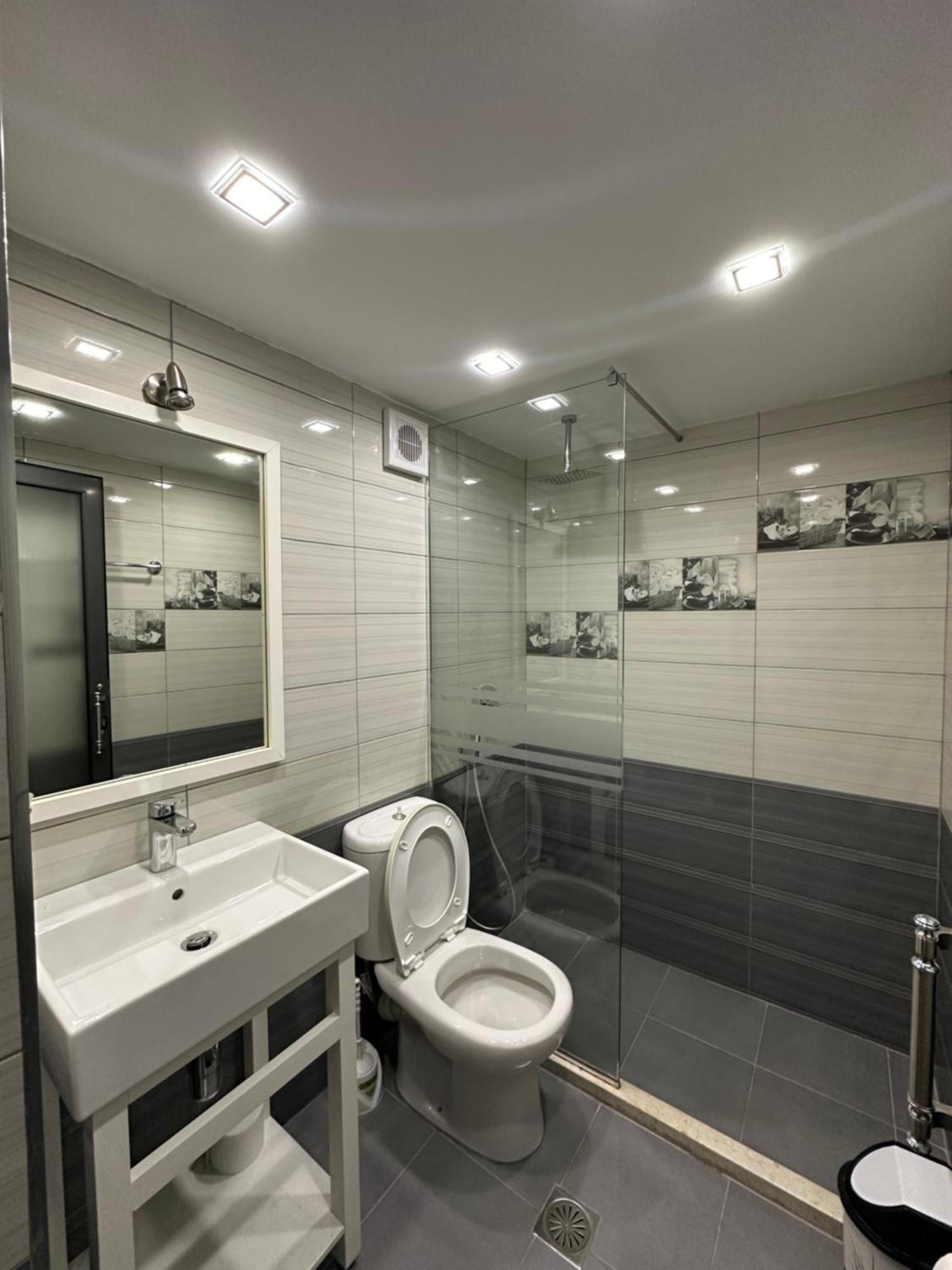 Luxy Coral Aparts Apartman Saranda Kültér fotó
